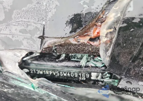 2025 Toyota Rav4 Xle z USA, uszkodzony, nr VIN 2T3W1RFV5SW409169